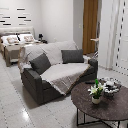 Appartamento Seaview Chalkis Karababás Esterno foto